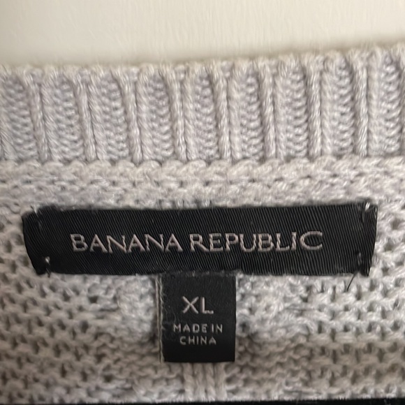 Banana Republic XL Knit Sweater - Picture 3 of 10